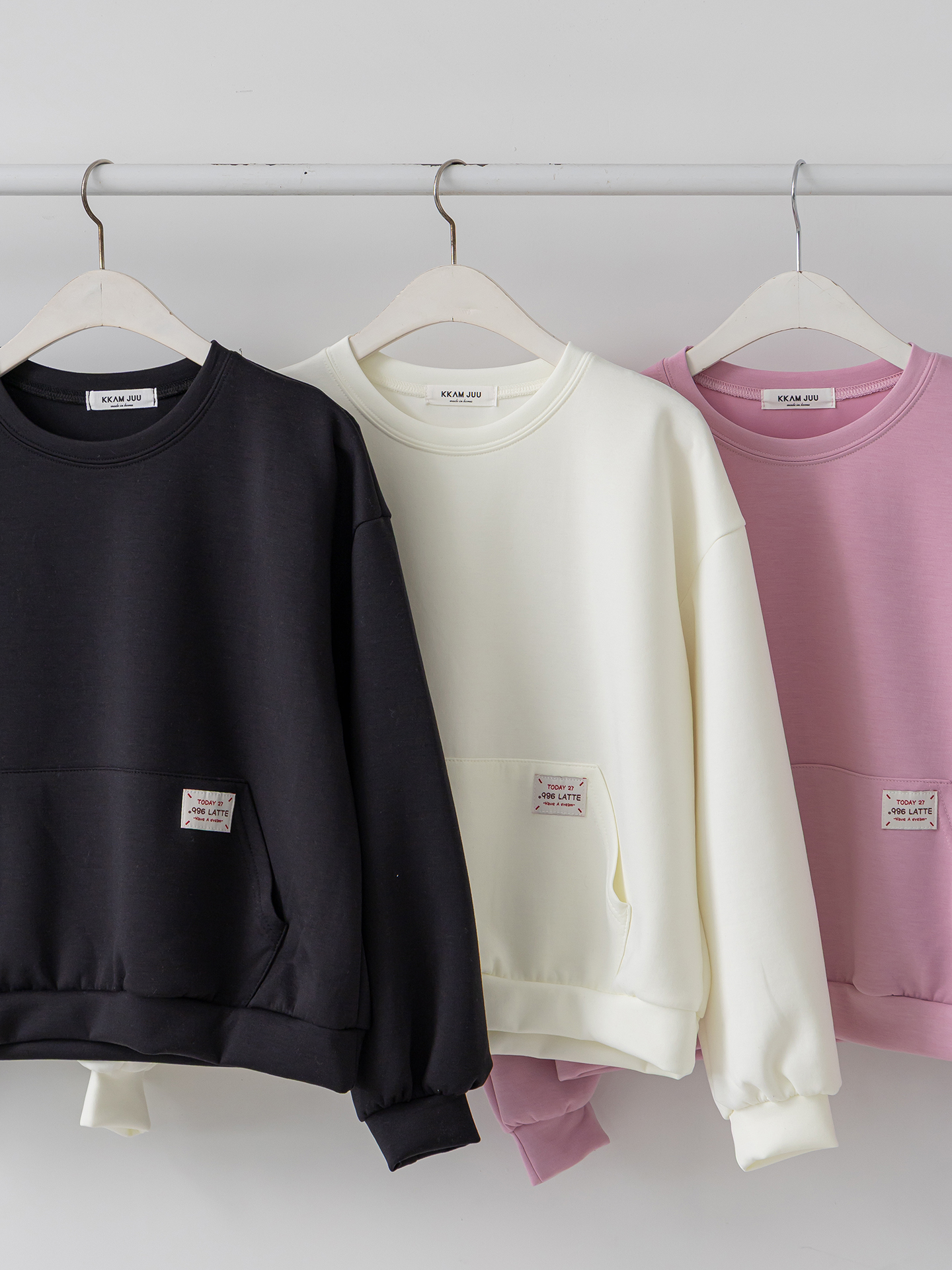 ラウンドネックパッチオーバーサイズ長袖カンガルーポケット無地スウェット | 詳細画像26