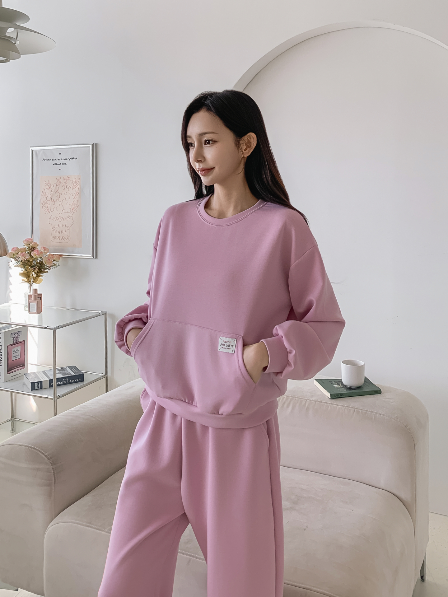 ラウンドネックパッチオーバーサイズ長袖カンガルーポケット無地スウェット | 詳細画像17