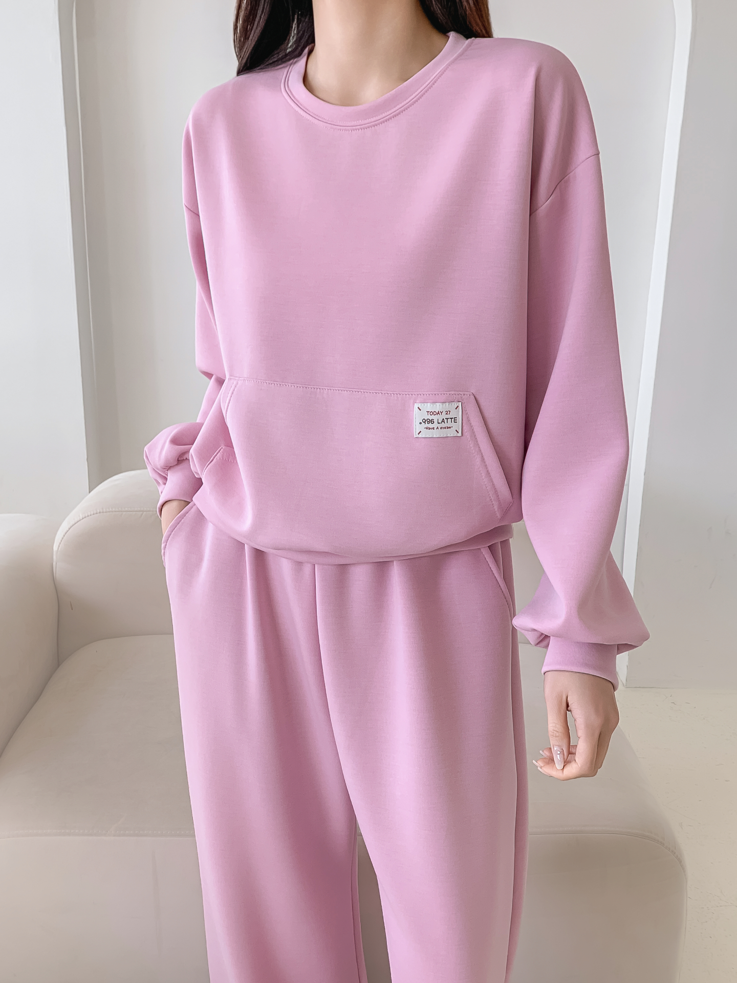 ラウンドネックパッチオーバーサイズ長袖カンガルーポケット無地スウェット | 詳細画像19