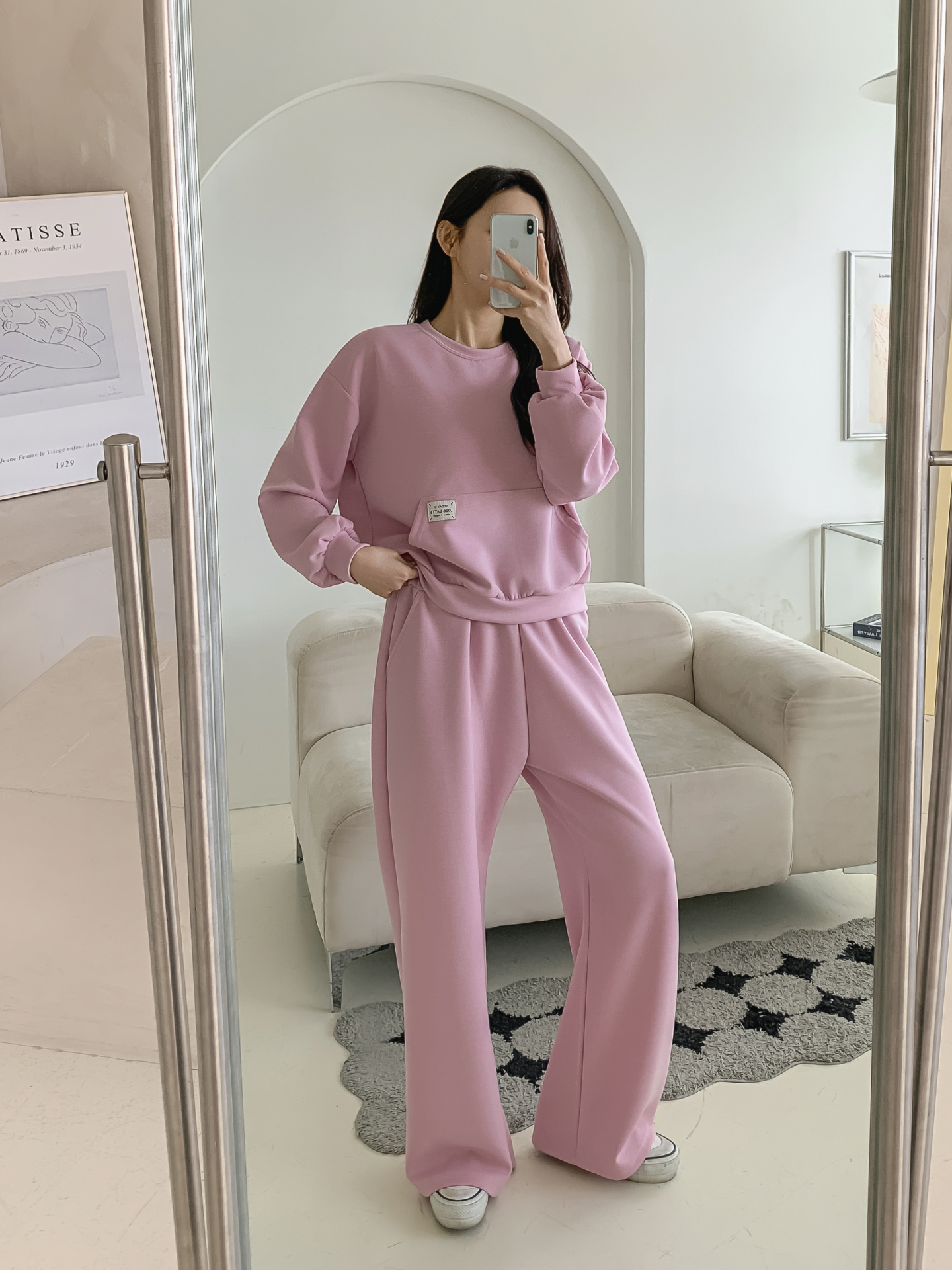 ラウンドネックパッチオーバーサイズ長袖カンガルーポケット無地スウェット | 詳細画像24