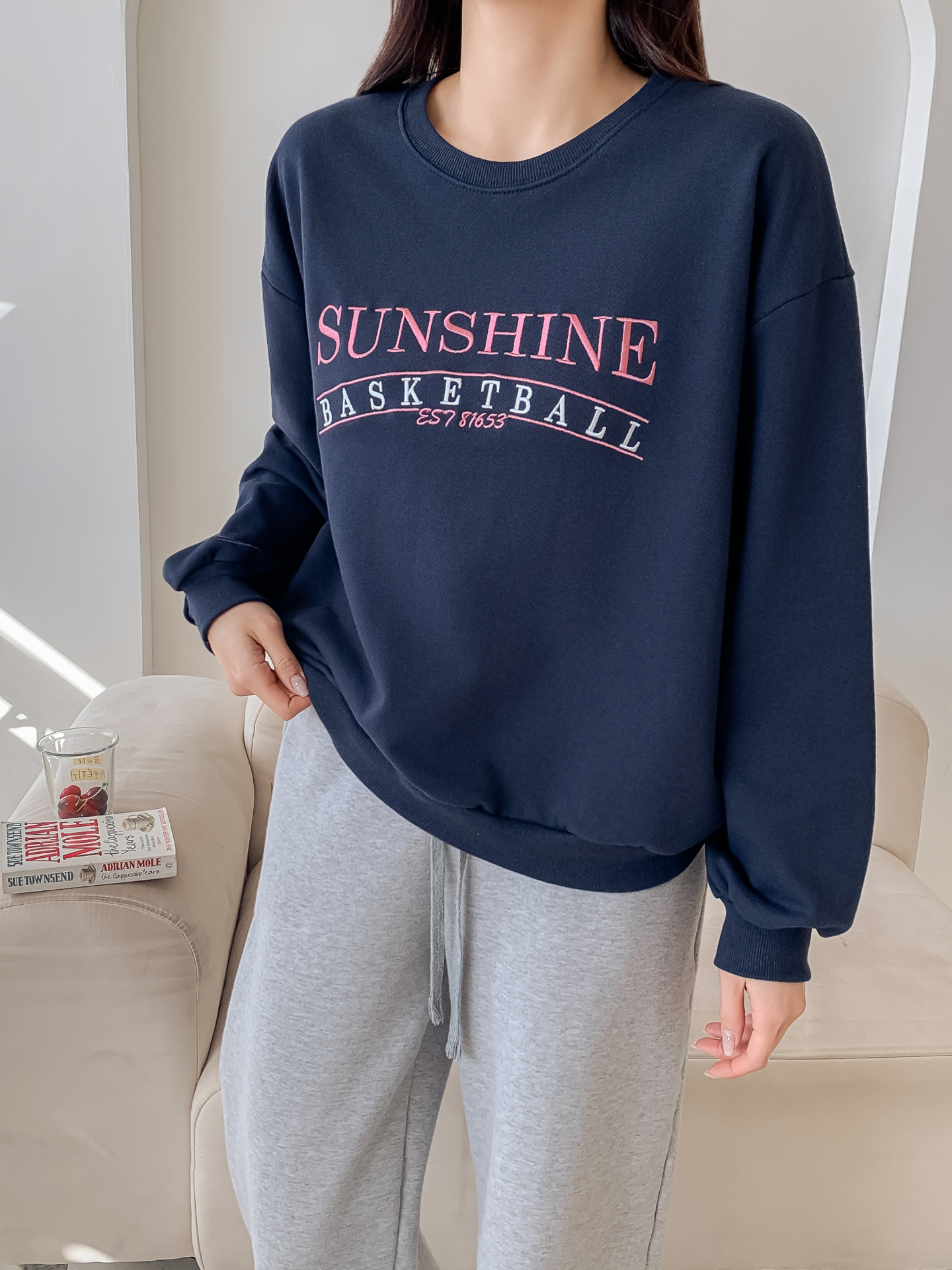 ラウンドネックルーズ長袖刺繍スウェット | 詳細画像22