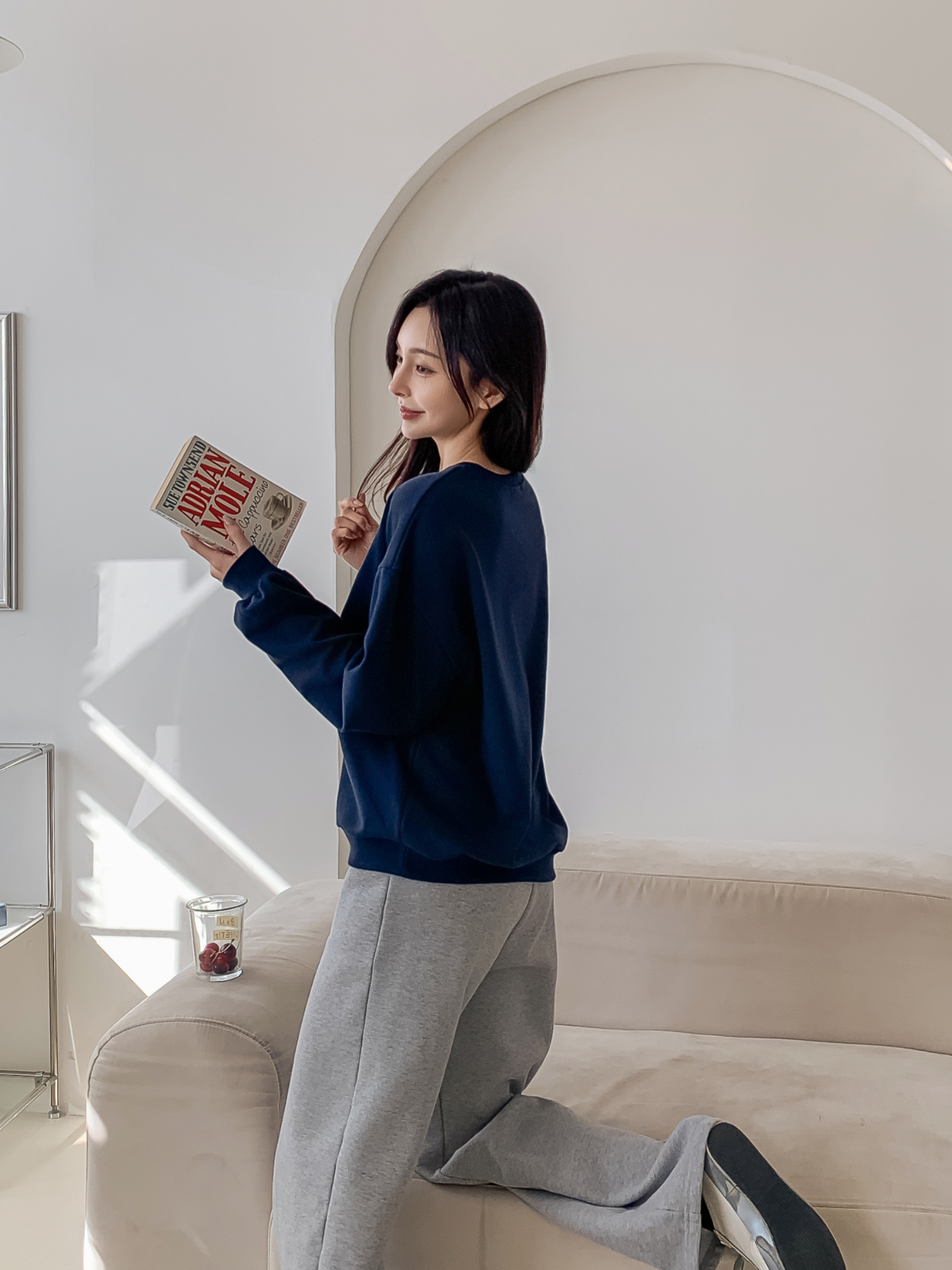 ラウンドネックルーズ長袖刺繍スウェット | 詳細画像18