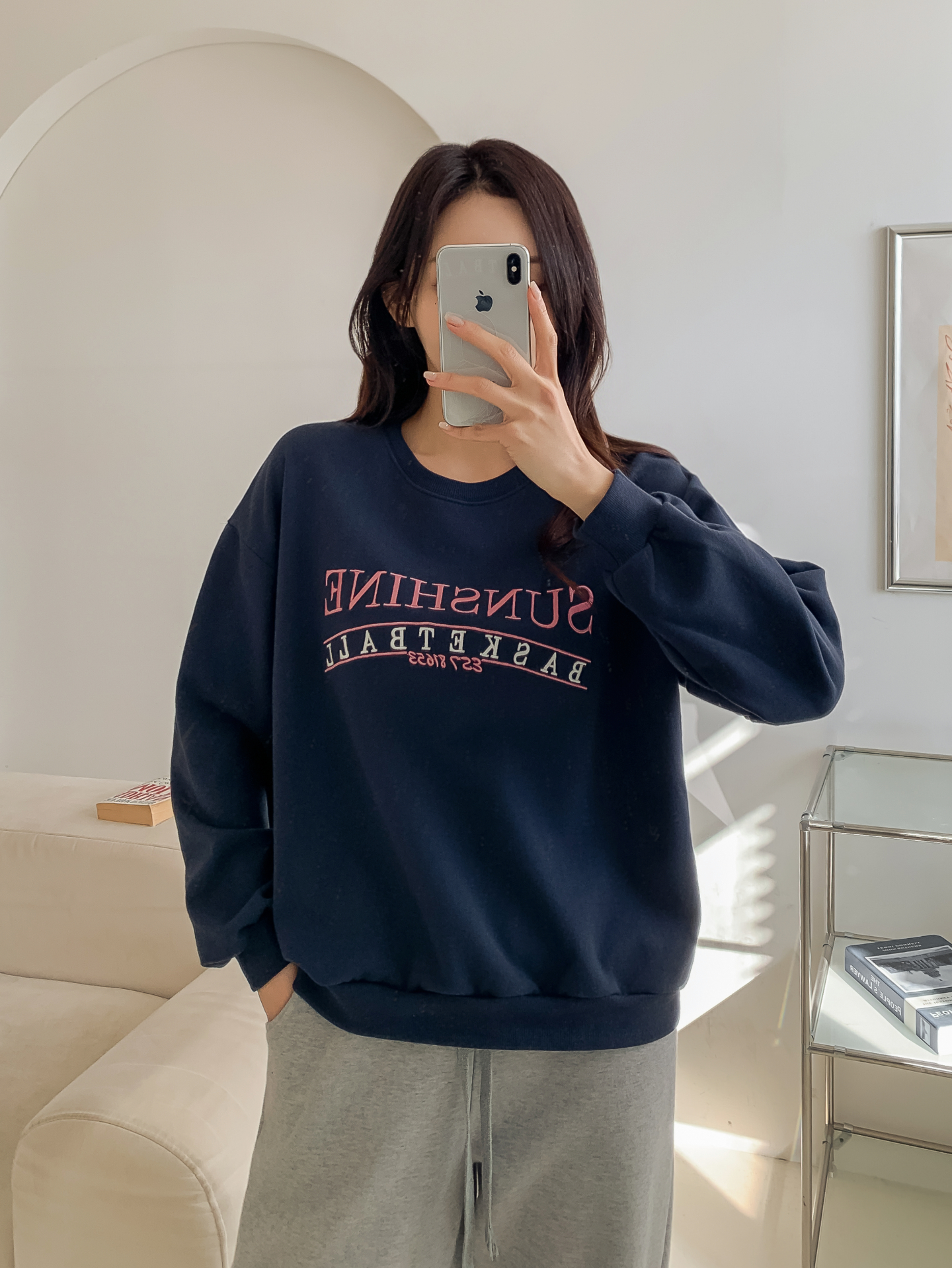 ラウンドネックルーズ長袖刺繍スウェット | 詳細画像29