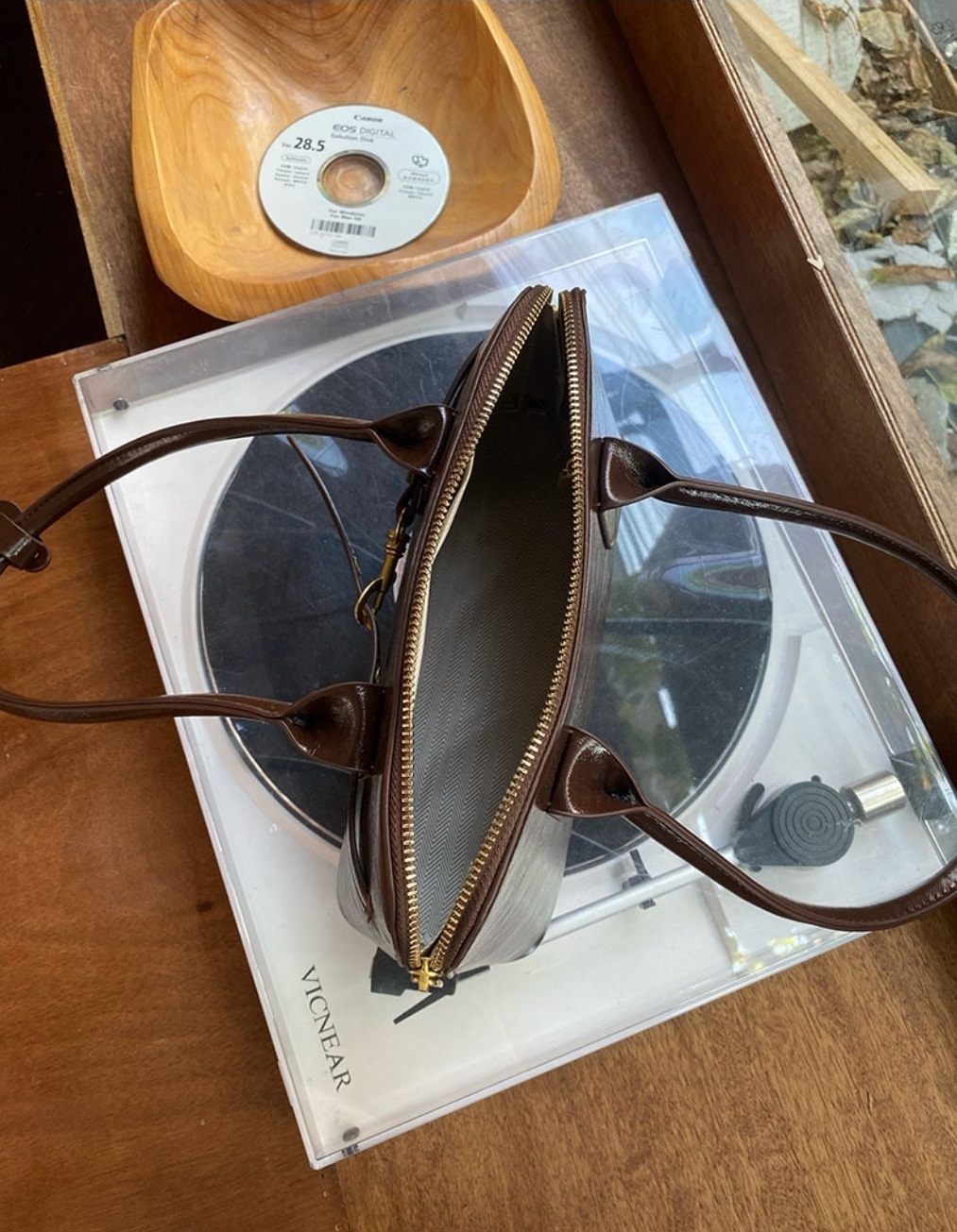 レザー調ジップアップグロストートバッグ | 詳細画像11