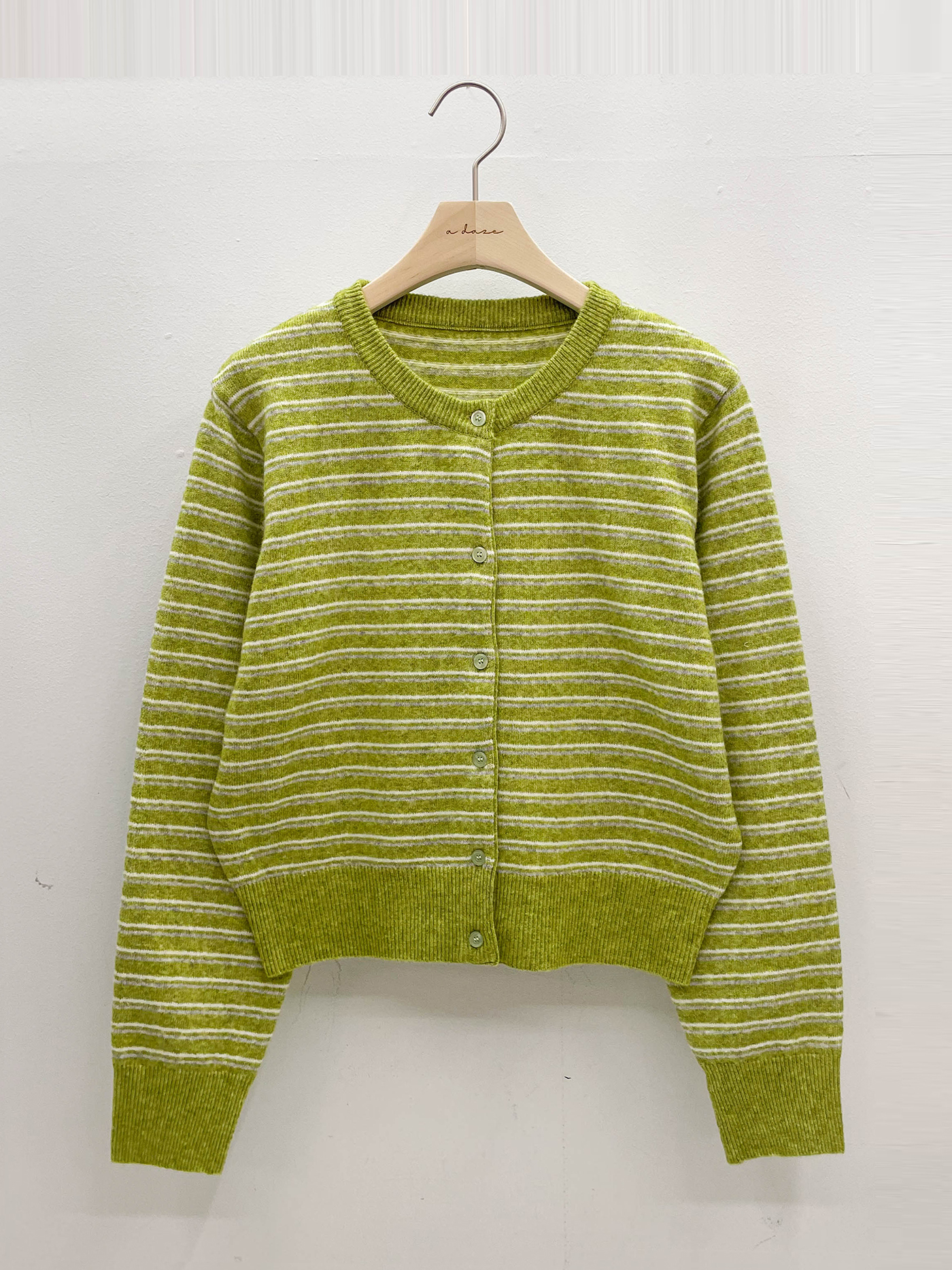 ウール混ボタンラウンドネックルーズ長袖セミクロップドボーダー配色カーディガン | 詳細画像17