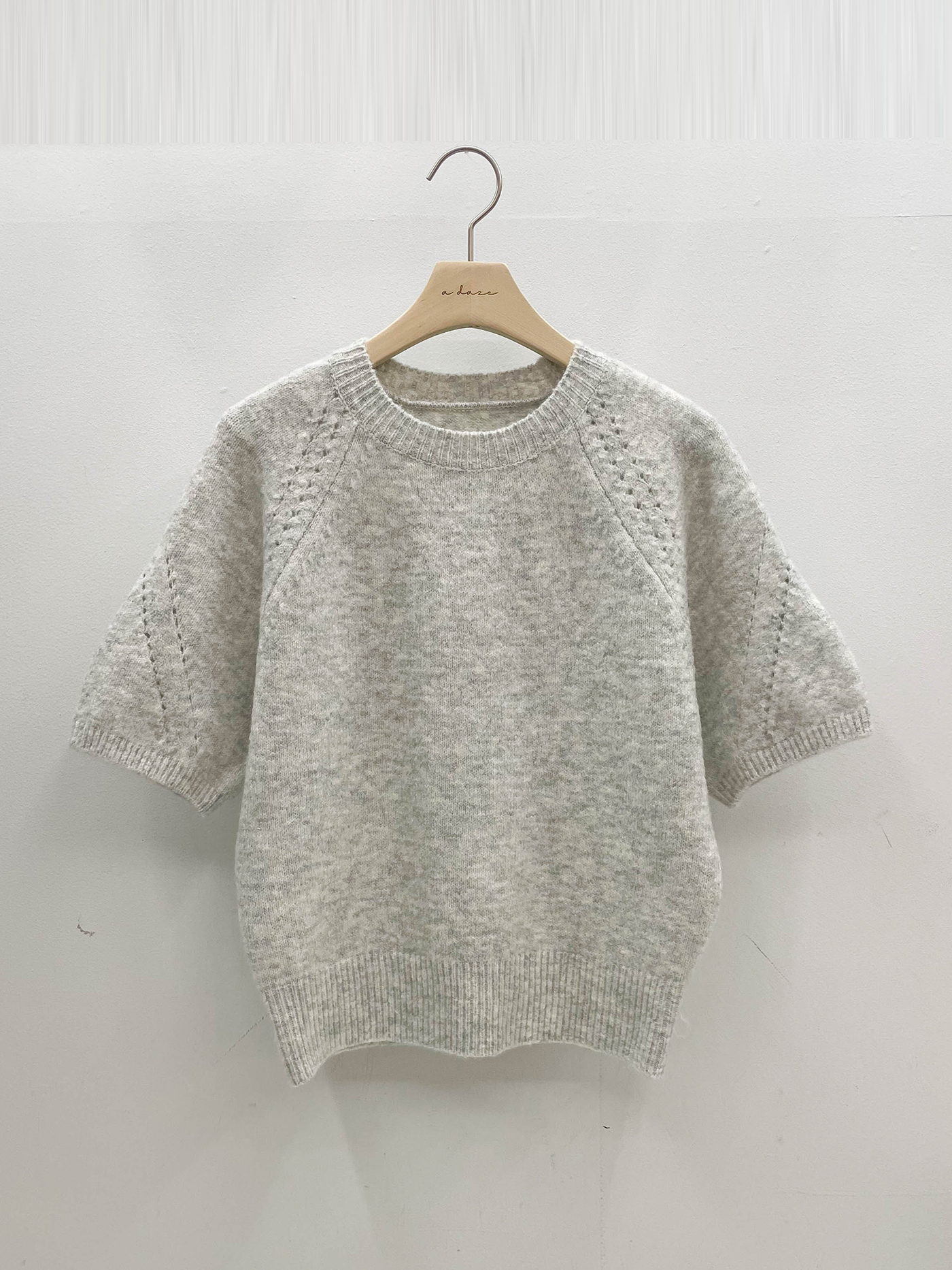 ラウンドネックパフスリーブルーズ半袖セミクロップドニット | 詳細画像18