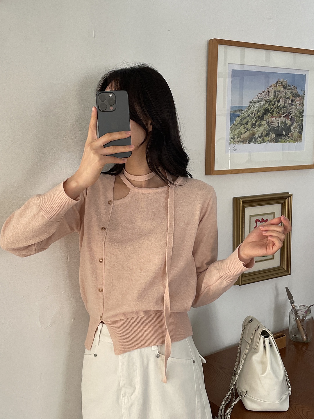 ストラップアンバランスネックスリットルーズアンバランス長袖フェイクボタンセミクロップド無地ニットストラップ付 | 詳細画像4