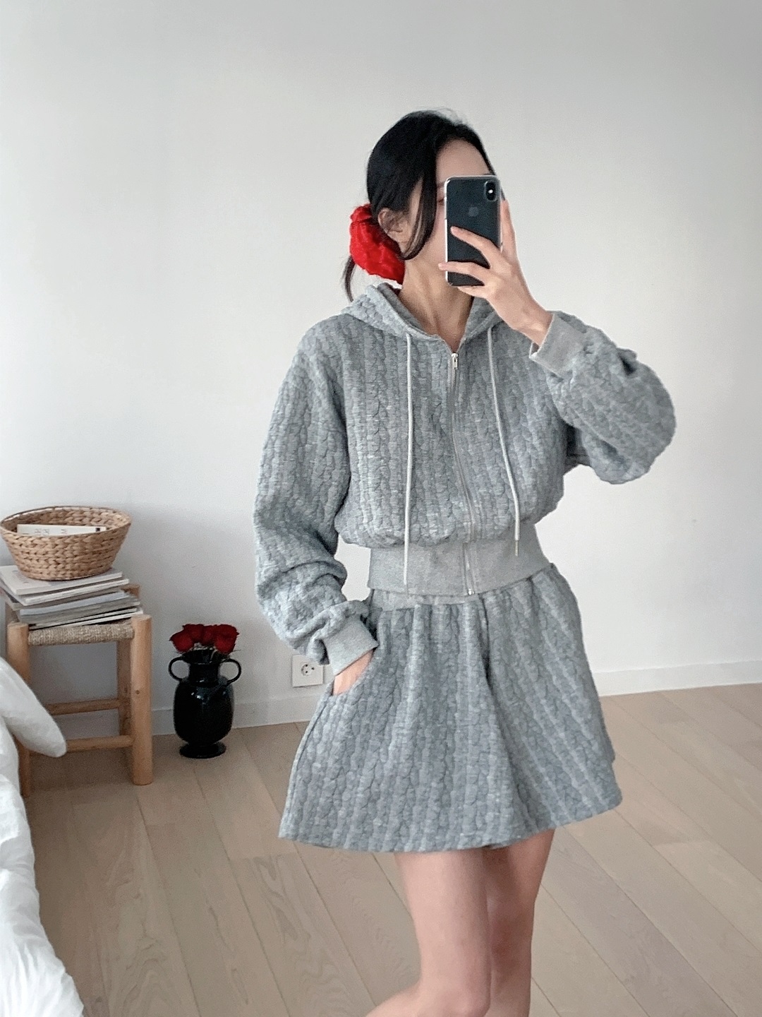 ジップアップドローストリングウエストゴムクロップドルーズ長袖ケーブルツーピース(トップス、ボトムス)ジップパーカーショートパンツ | 詳細画像2