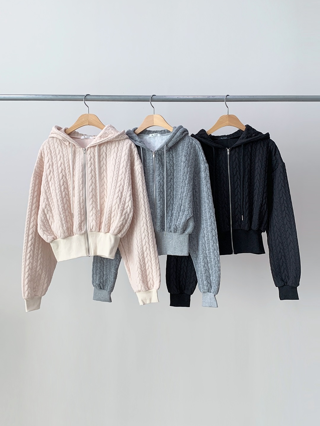 ジップアップドローストリングウエストゴムクロップドルーズ長袖ケーブルツーピース(トップス、ボトムス)ジップパーカーショートパンツ | 詳細画像17