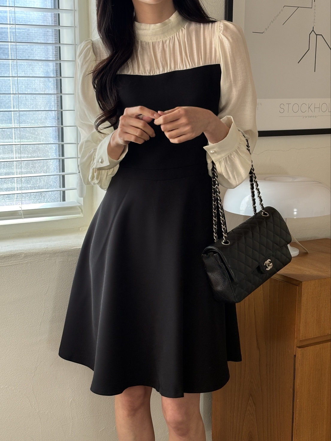 ハーフネックパフスリーブレイヤード風長袖ミディフレアAラインボタンスリーブ配色ワンピース | 詳細画像17