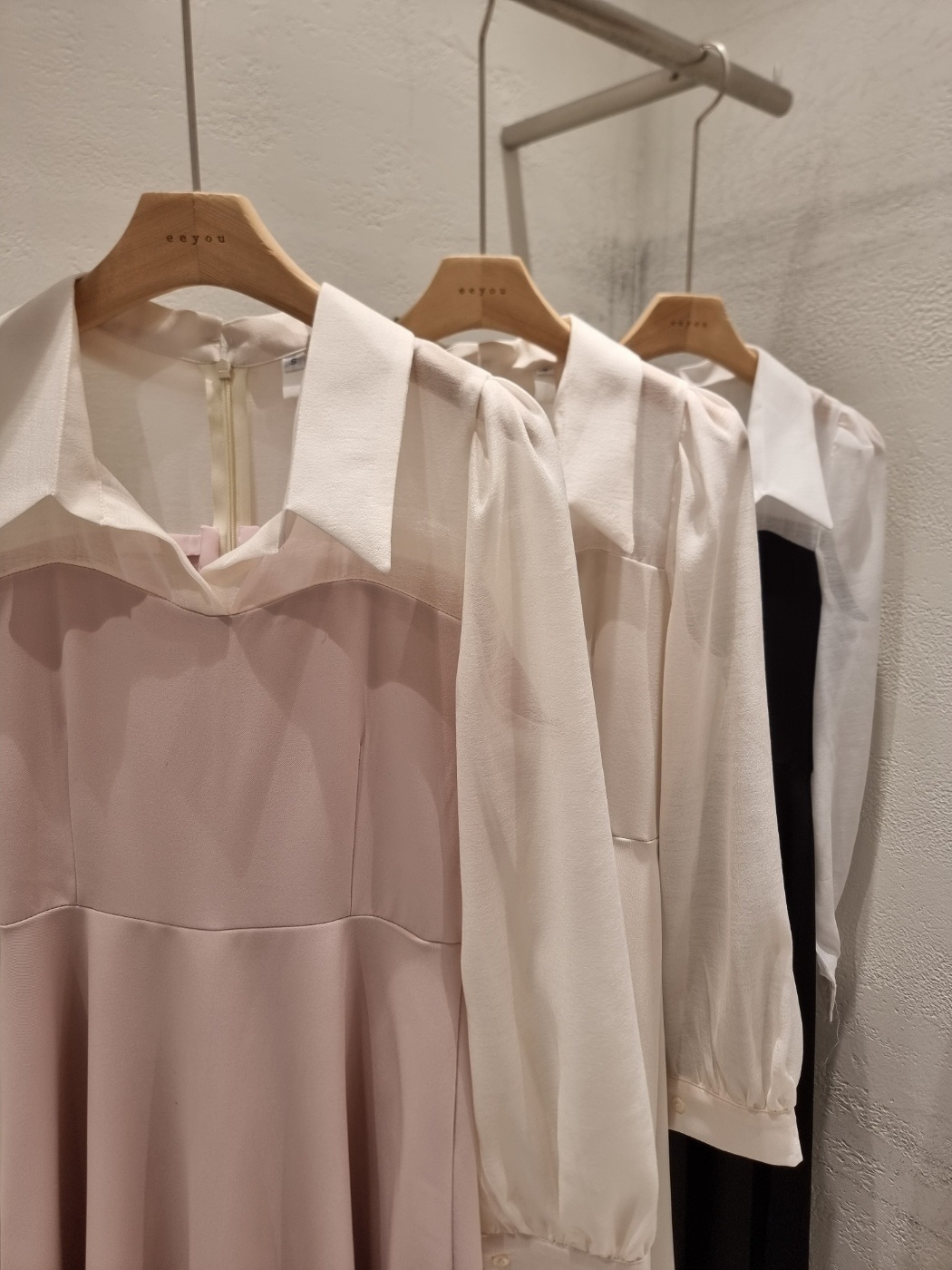 シフォンコンビジップアップカラーラインパフスリーブ長袖ミディフレアボタンスリーブ無地ワンピース | 詳細画像22