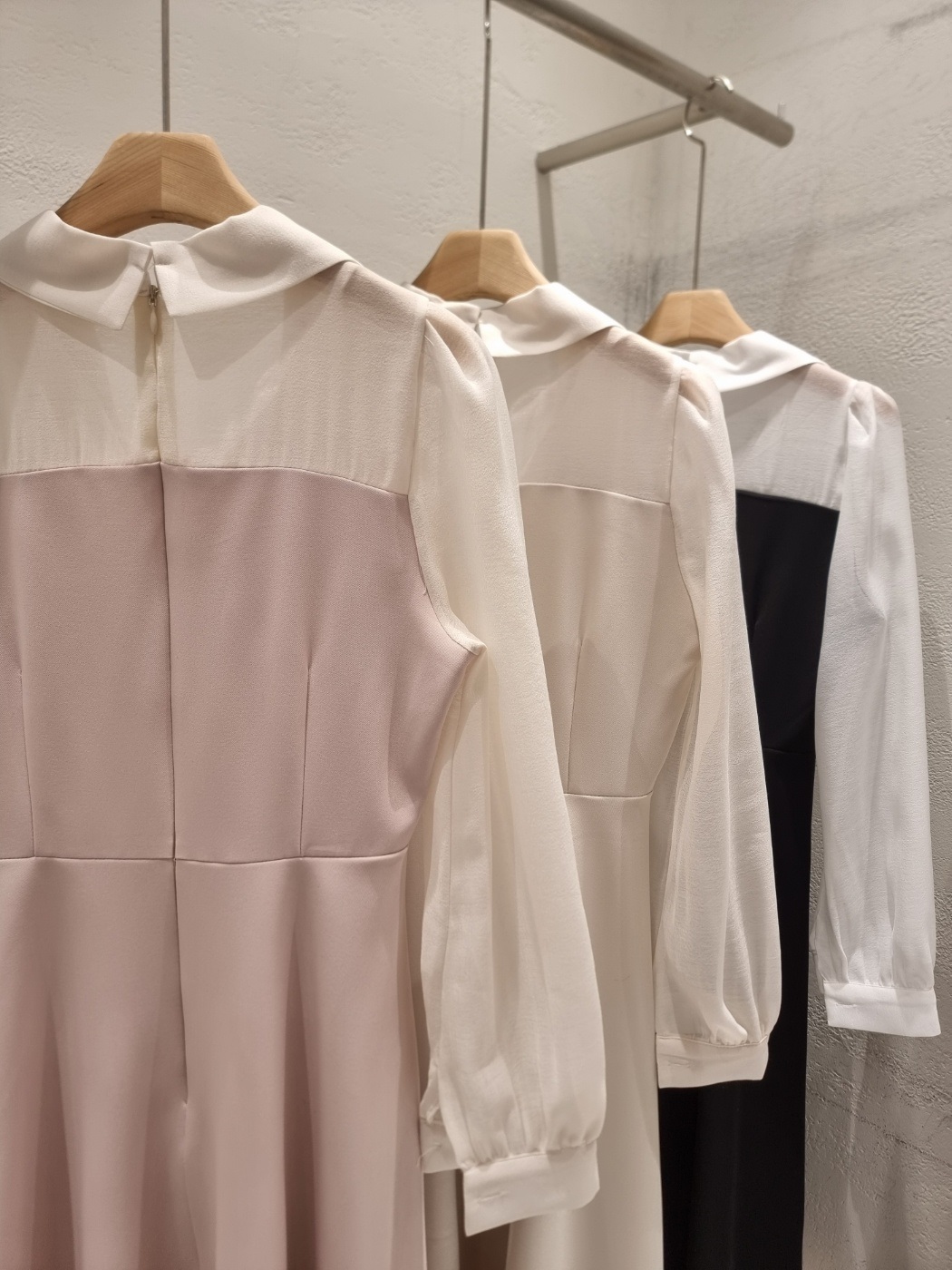 シフォンコンビジップアップカラーラインパフスリーブ長袖ミディフレアボタンスリーブ無地ワンピース | 詳細画像24