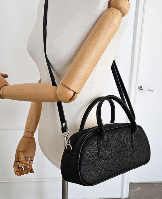 レザー調ジップアップスタッズDリング無地ショルダーバッグハンドバッグ2WAYストラップセット(バックルあり) | 詳細画像2