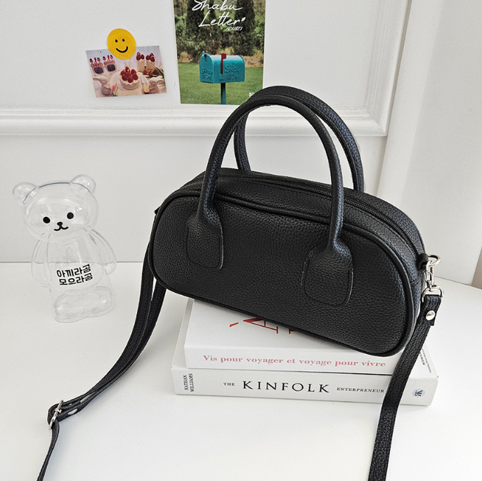 レザー調ジップアップスタッズDリング無地ショルダーバッグハンドバッグ2WAYストラップセット(バックルあり) | 詳細画像9