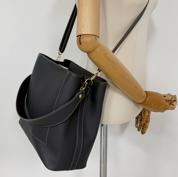 レザー調ジップアップDリング無地ショルダーバッグストラップセット(バックルあり) | 詳細画像3