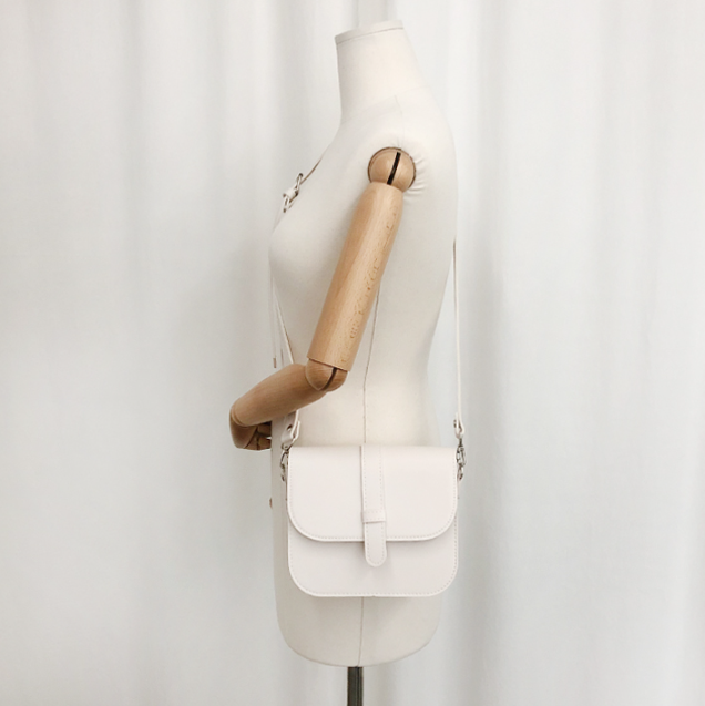 レザー調Dリングマグネットボタン無地ショルダーバッグ | 詳細画像4