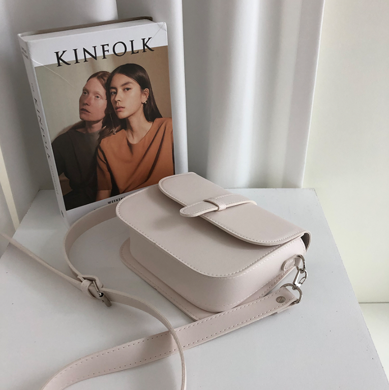 レザー調Dリングマグネットボタン無地ショルダーバッグ | 詳細画像16