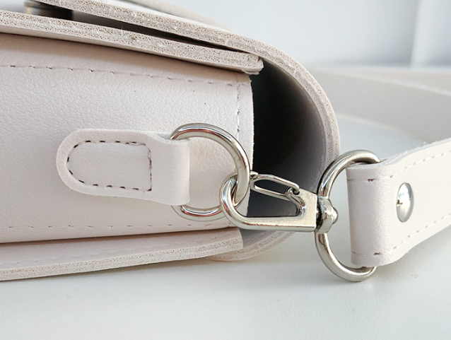 レザー調Dリングマグネットボタン無地ショルダーバッグ | 詳細画像33