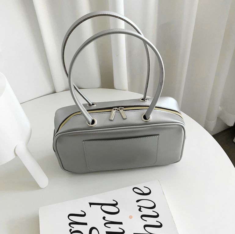 レザー調ポケットダブルジップ無地トートバッグ | 詳細画像14