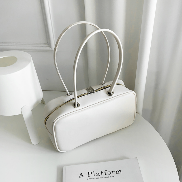 レザー調ポケットダブルジップ無地トートバッグ | 詳細画像16