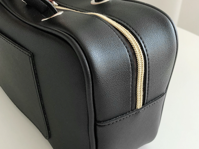 レザー調ポケットダブルジップ無地トートバッグ | 詳細画像22