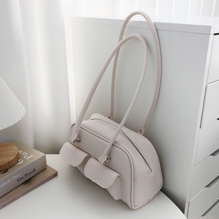 レザー調ジップアップフラップポケット無地トートバッグ | 詳細画像16