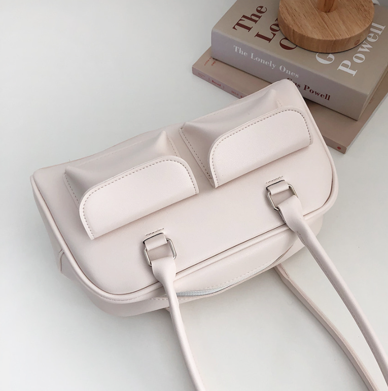 レザー調ジップアップフラップポケット無地トートバッグ | 詳細画像17