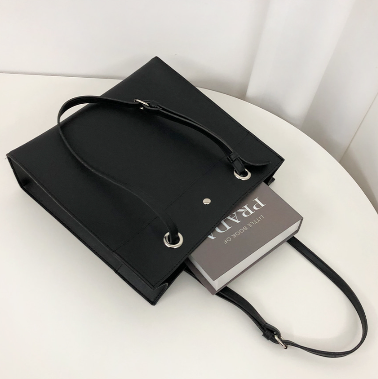 レザー調ポケットマグネットボタン無地トートバッグ | 詳細画像12