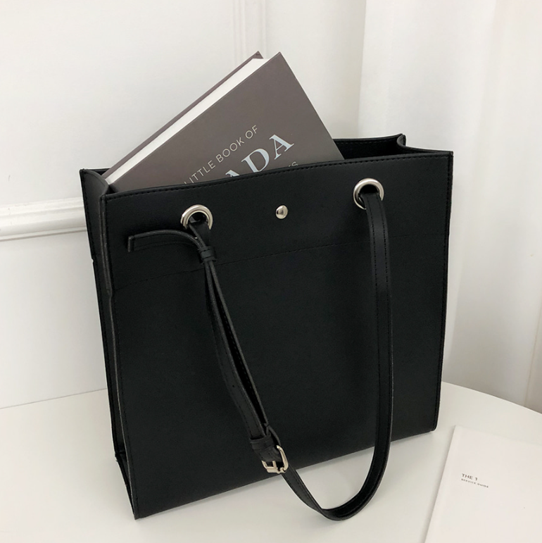 レザー調ポケットマグネットボタン無地トートバッグ | 詳細画像13