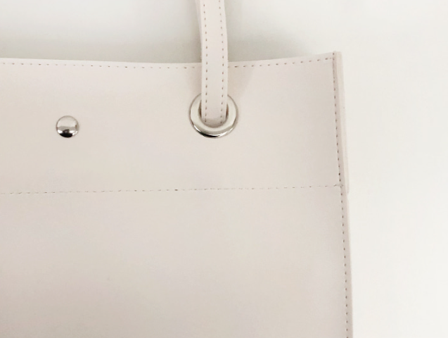 レザー調ポケットマグネットボタン無地トートバッグ | 詳細画像15