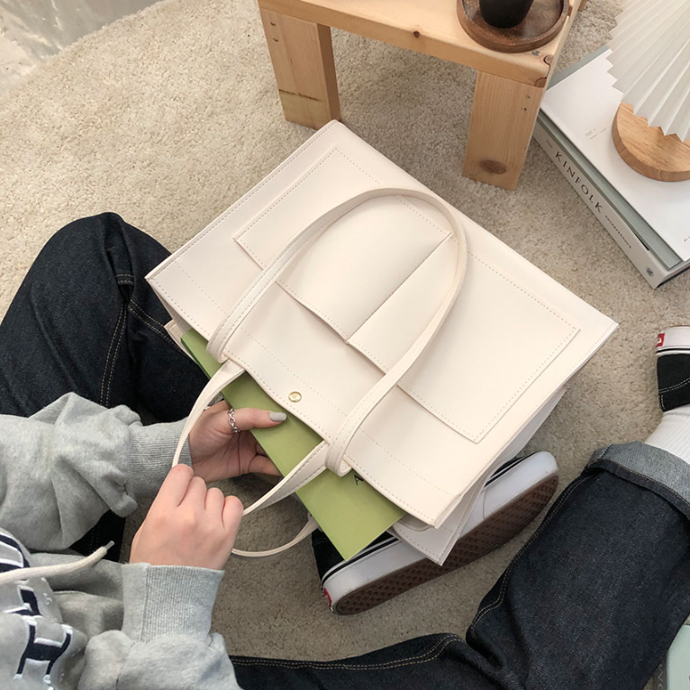 レザー調ポケットマグネットボタン無地トートバッグ | 詳細画像10