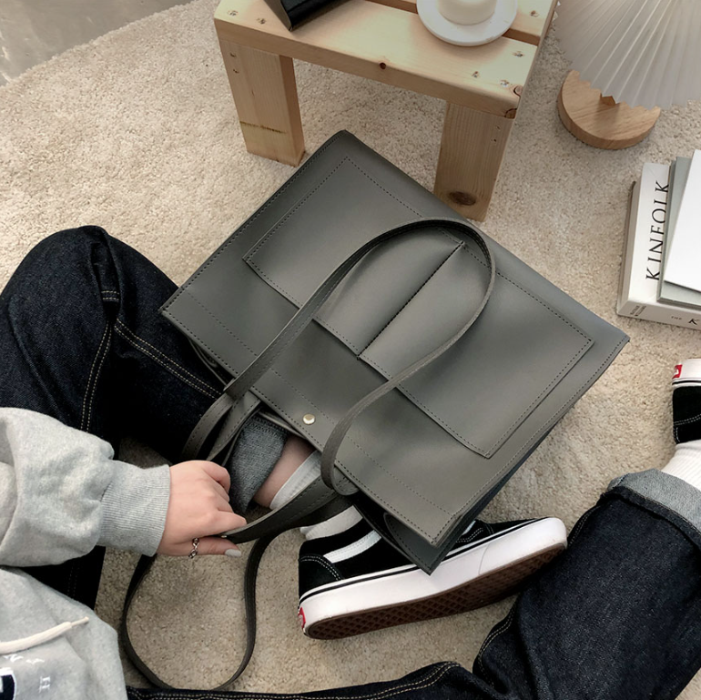 レザー調ポケットマグネットボタン無地トートバッグ | 詳細画像13