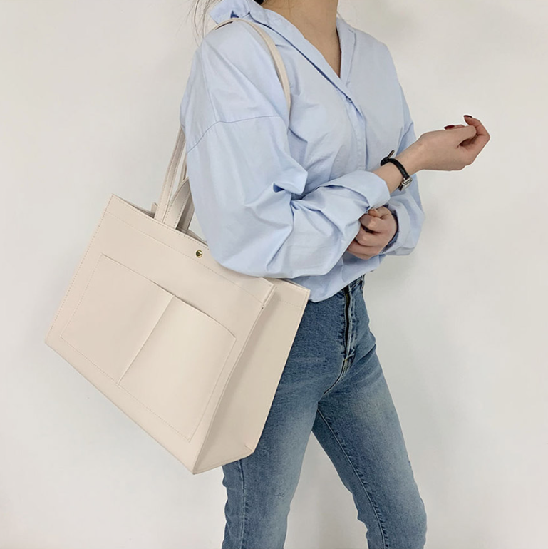 レザー調ポケットマグネットボタン無地トートバッグ | 詳細画像4