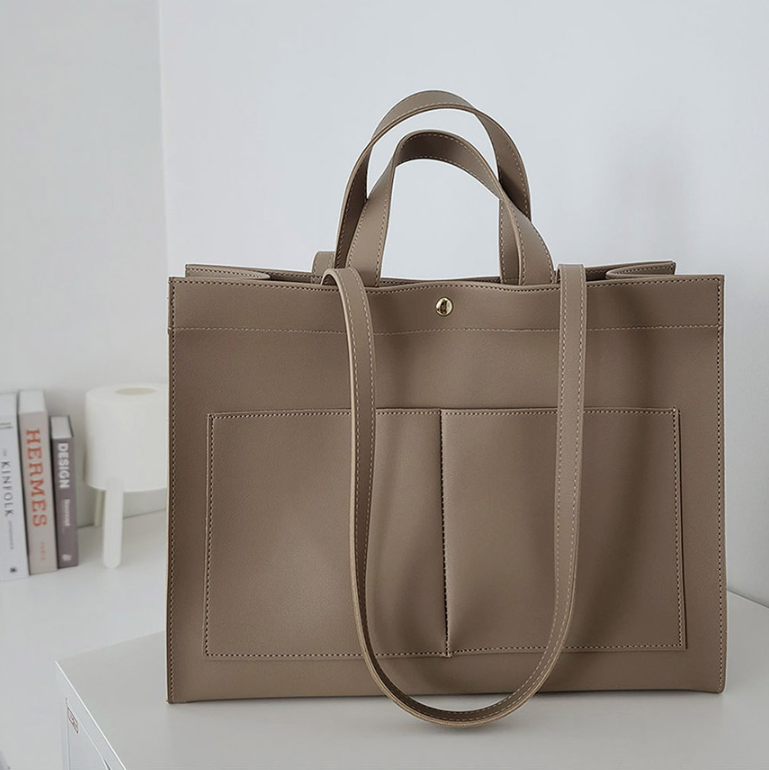 レザー調ポケットマグネットボタン無地トートバッグ | 詳細画像30