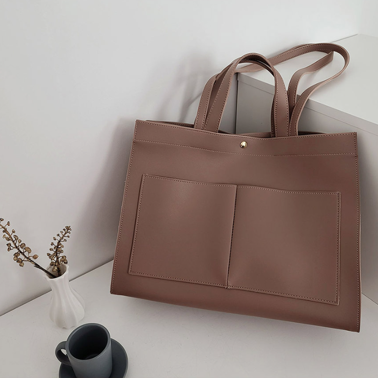 レザー調ポケットマグネットボタン無地トートバッグ | 詳細画像33