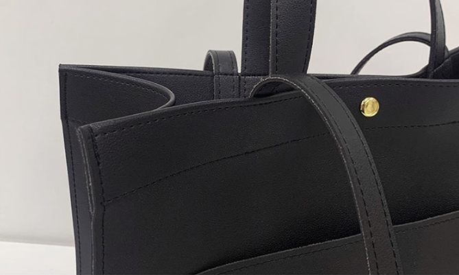 レザー調ポケットマグネットボタン無地トートバッグ | 詳細画像37