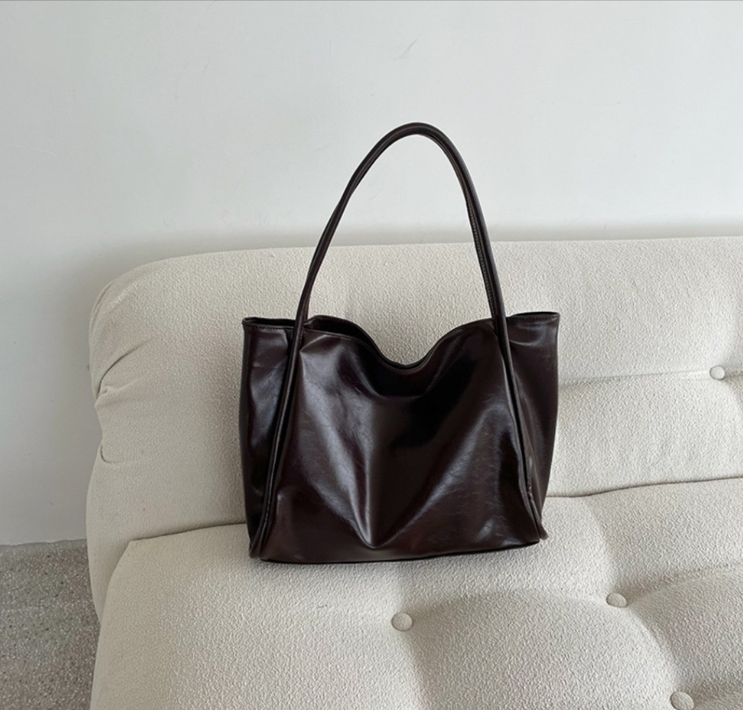 レザー調ポケットグロスビッグ無地トートバッグ | 詳細画像8