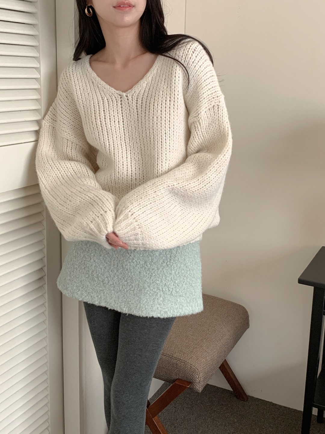 ウール混Vネックドルマンルーズ長袖無地ニット | 詳細画像3