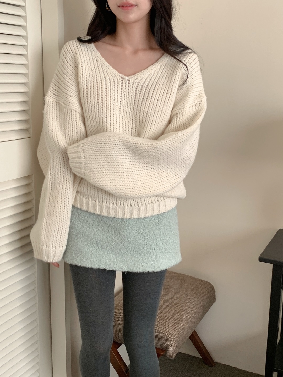 ウール混Vネックドルマンルーズ長袖無地ニット | 詳細画像9