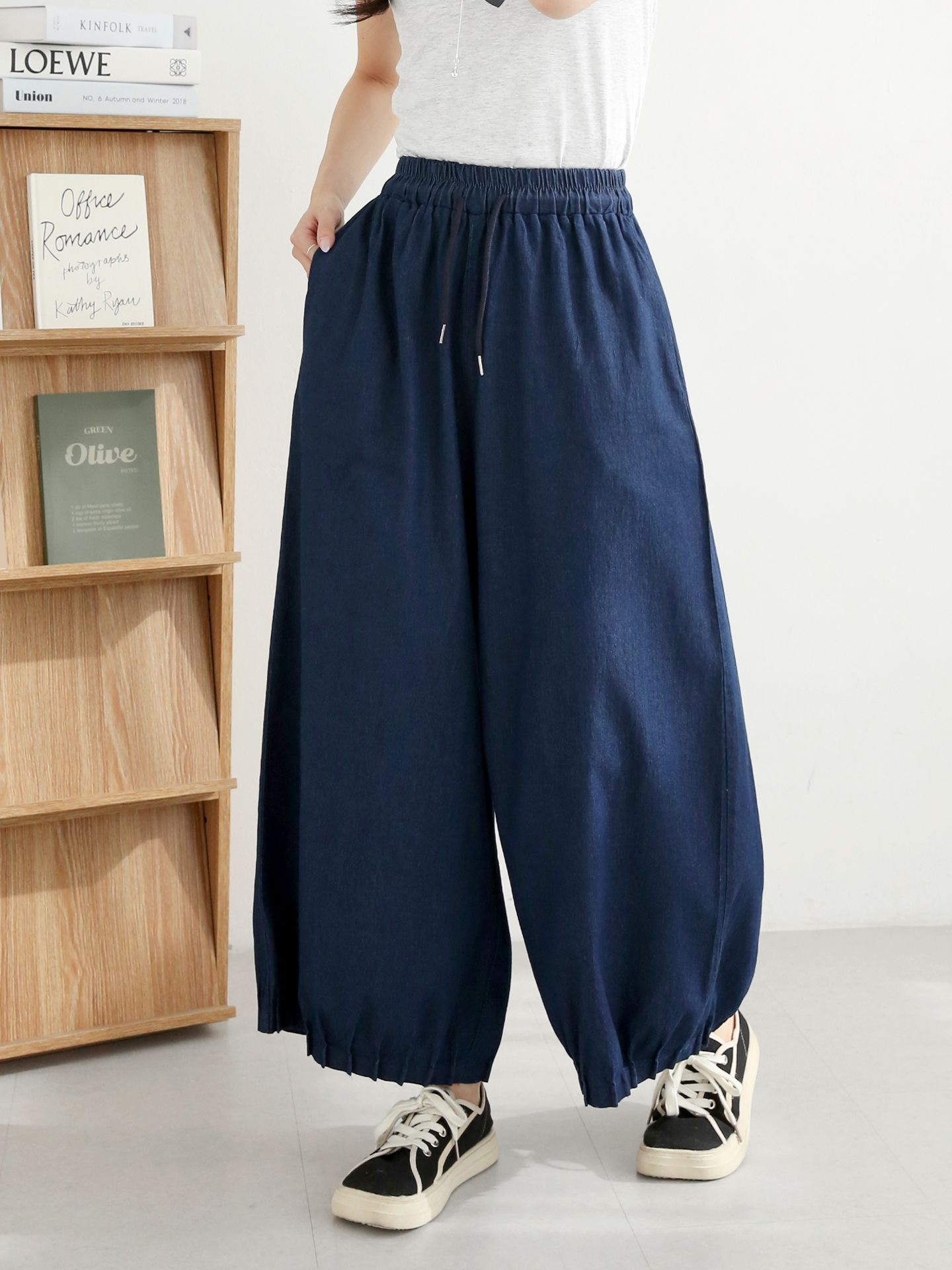 ノンウォッシュデニムドローストリングピンタックポケットウエストゴムワイドライトブルーディープブルーデニムパンツ | 詳細画像3