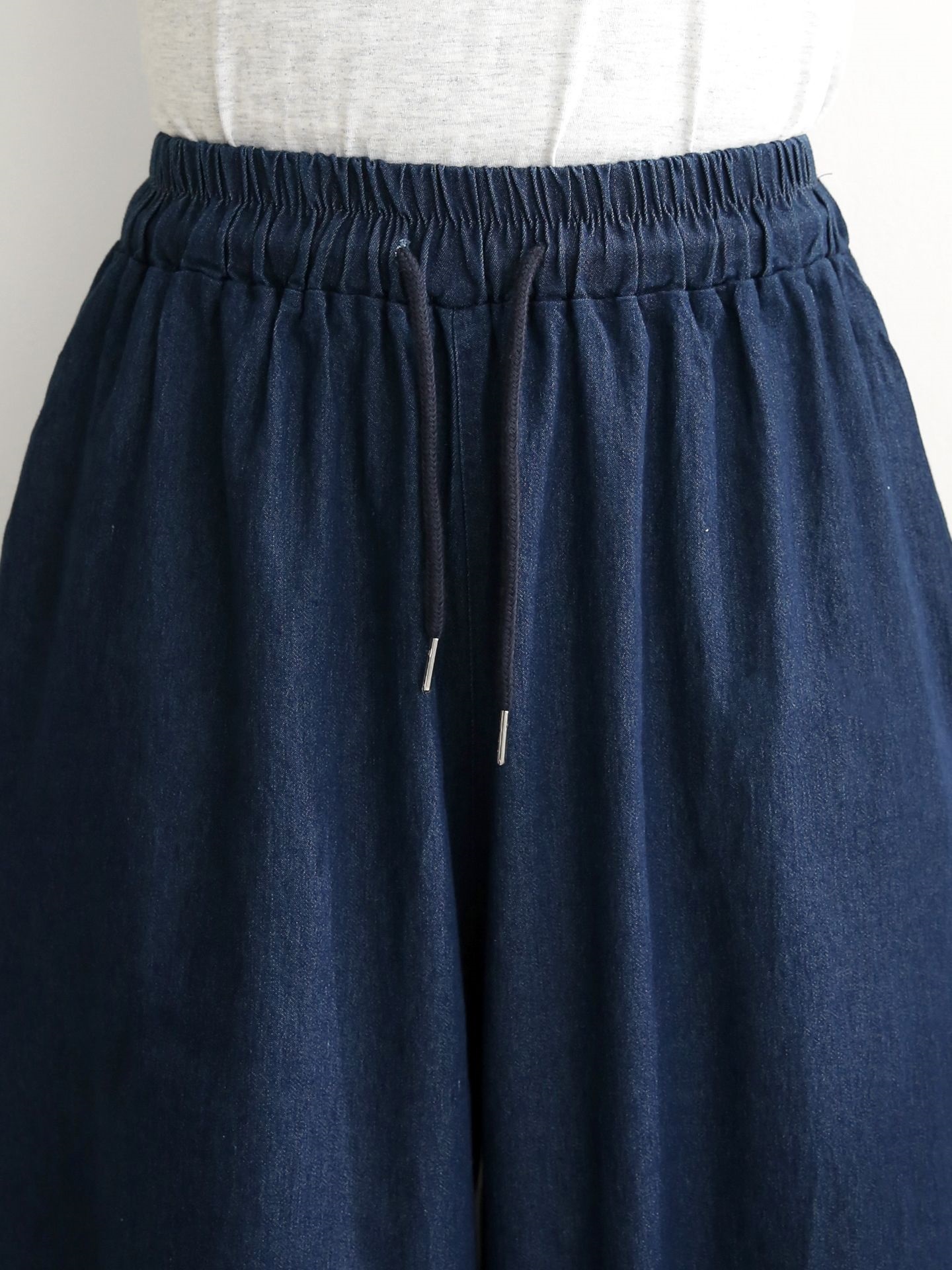 ノンウォッシュデニムドローストリングピンタックポケットウエストゴムワイドライトブルーディープブルーデニムパンツ | 詳細画像16