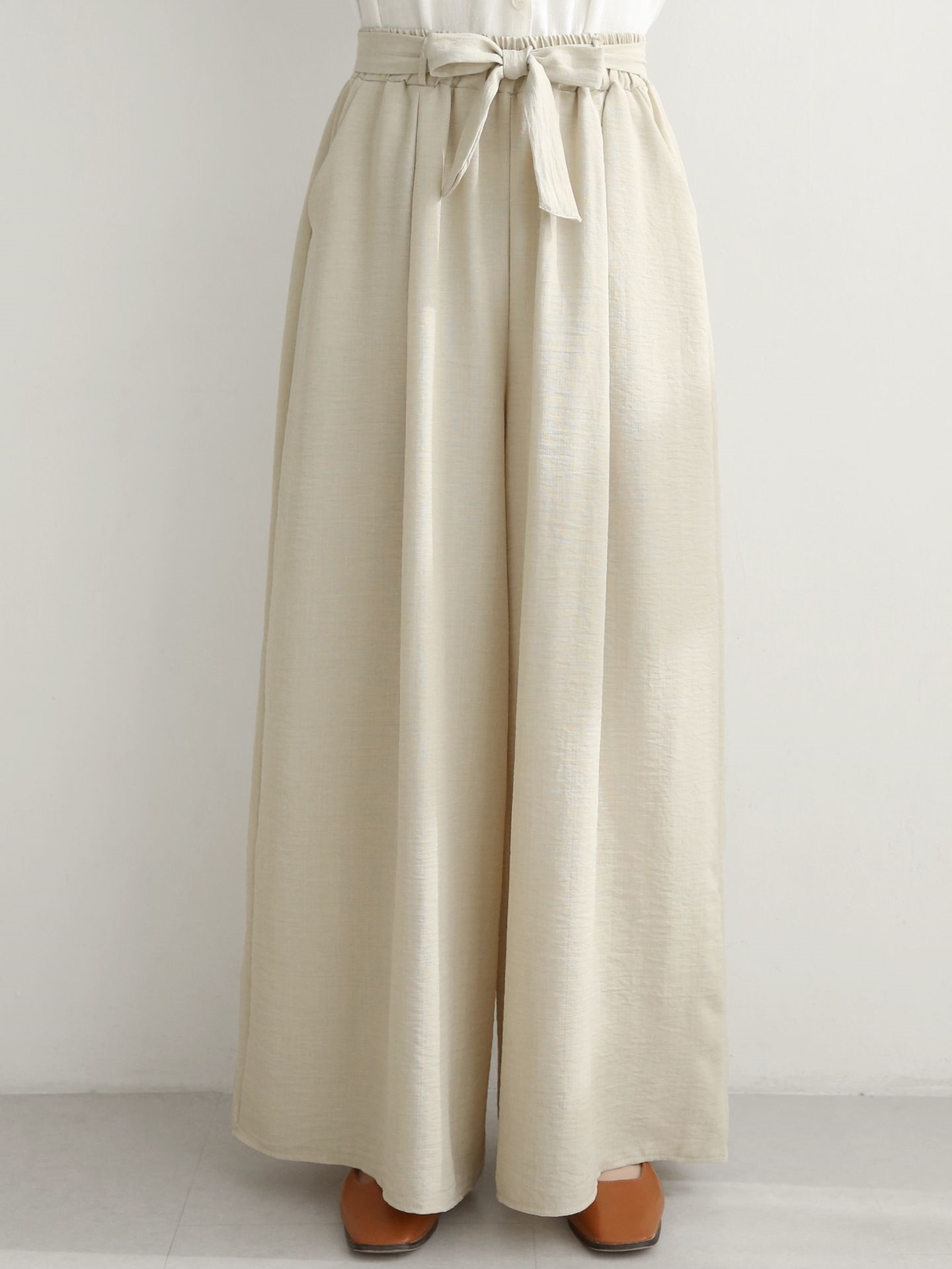 ストラップシャーリングポケットラインウエストゴムツータックワイドループ無地パンツ | 詳細画像6