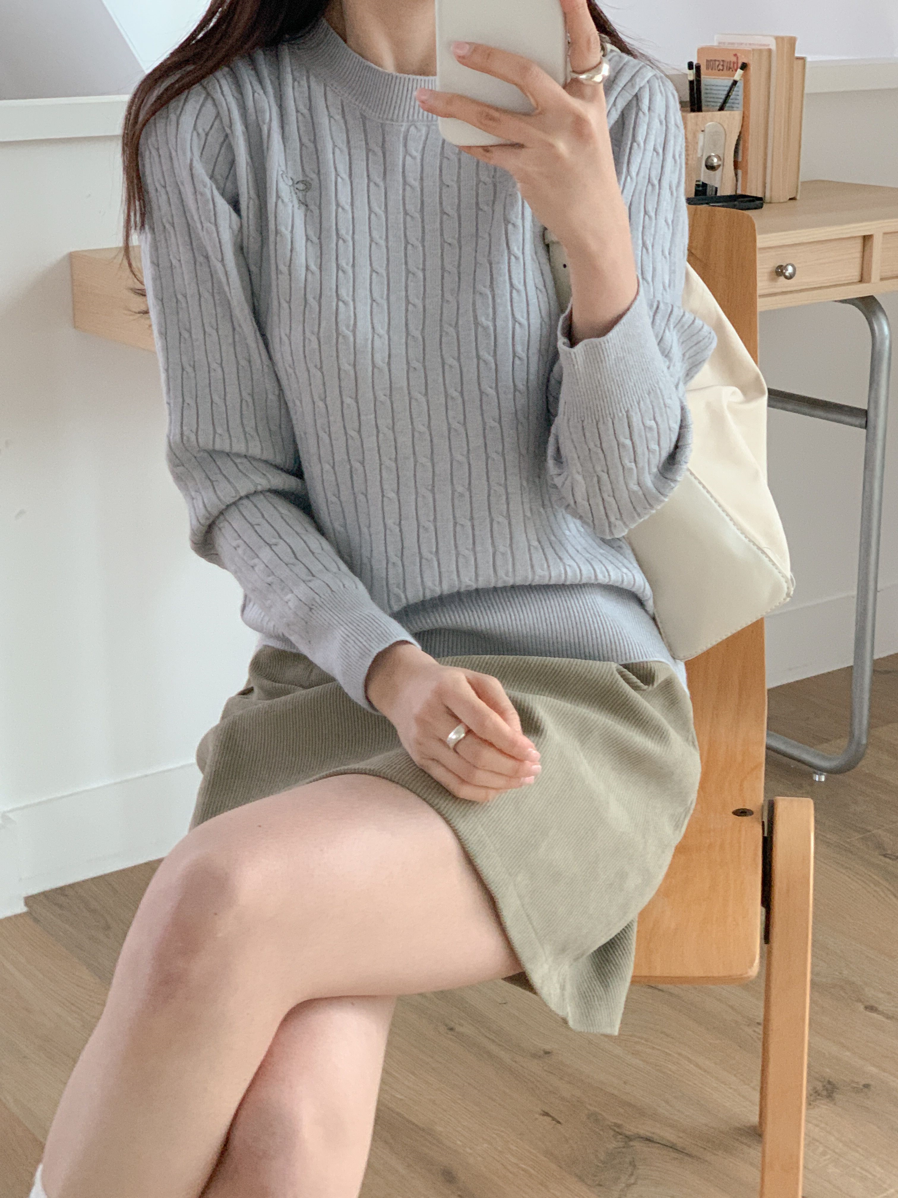 ラウンドネックベーシック長袖刺繍ケーブルリボン柄ニット | 詳細画像12