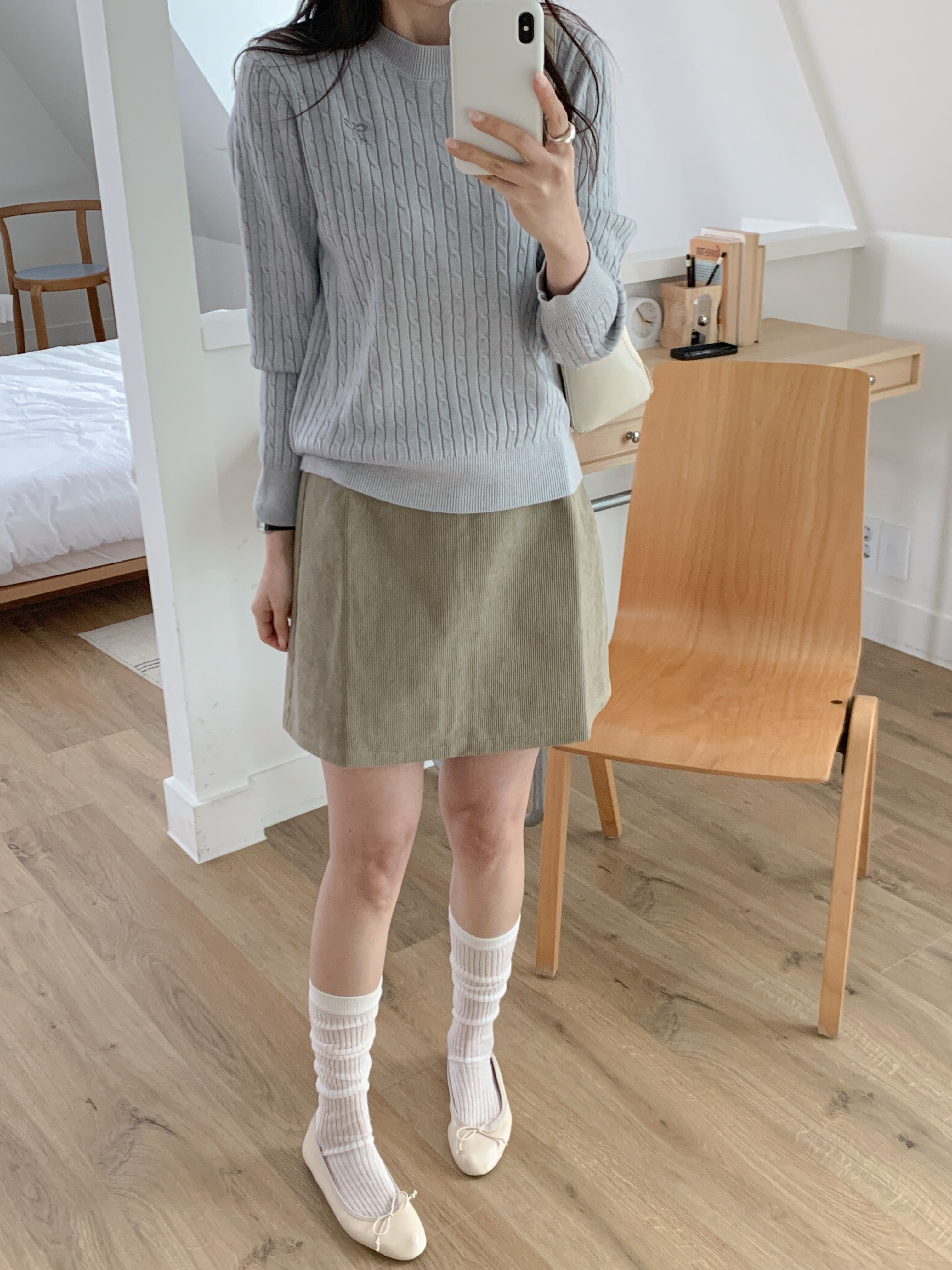 ラウンドネックベーシック長袖刺繍ケーブルリボン柄ニット | 詳細画像16