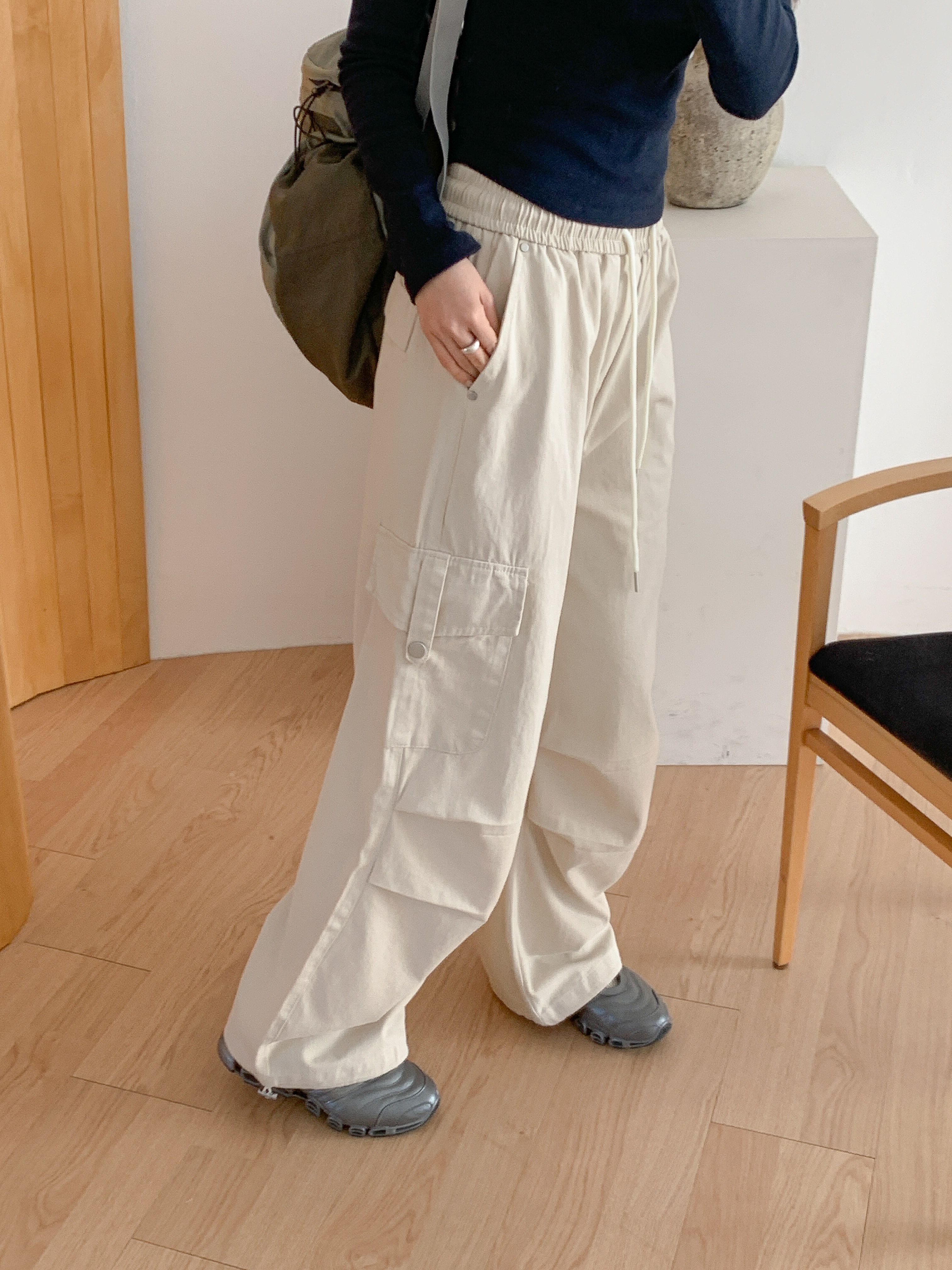 コットンドローストリングポケットラインカーゴドローコードロングリベットパンツ | 詳細画像15