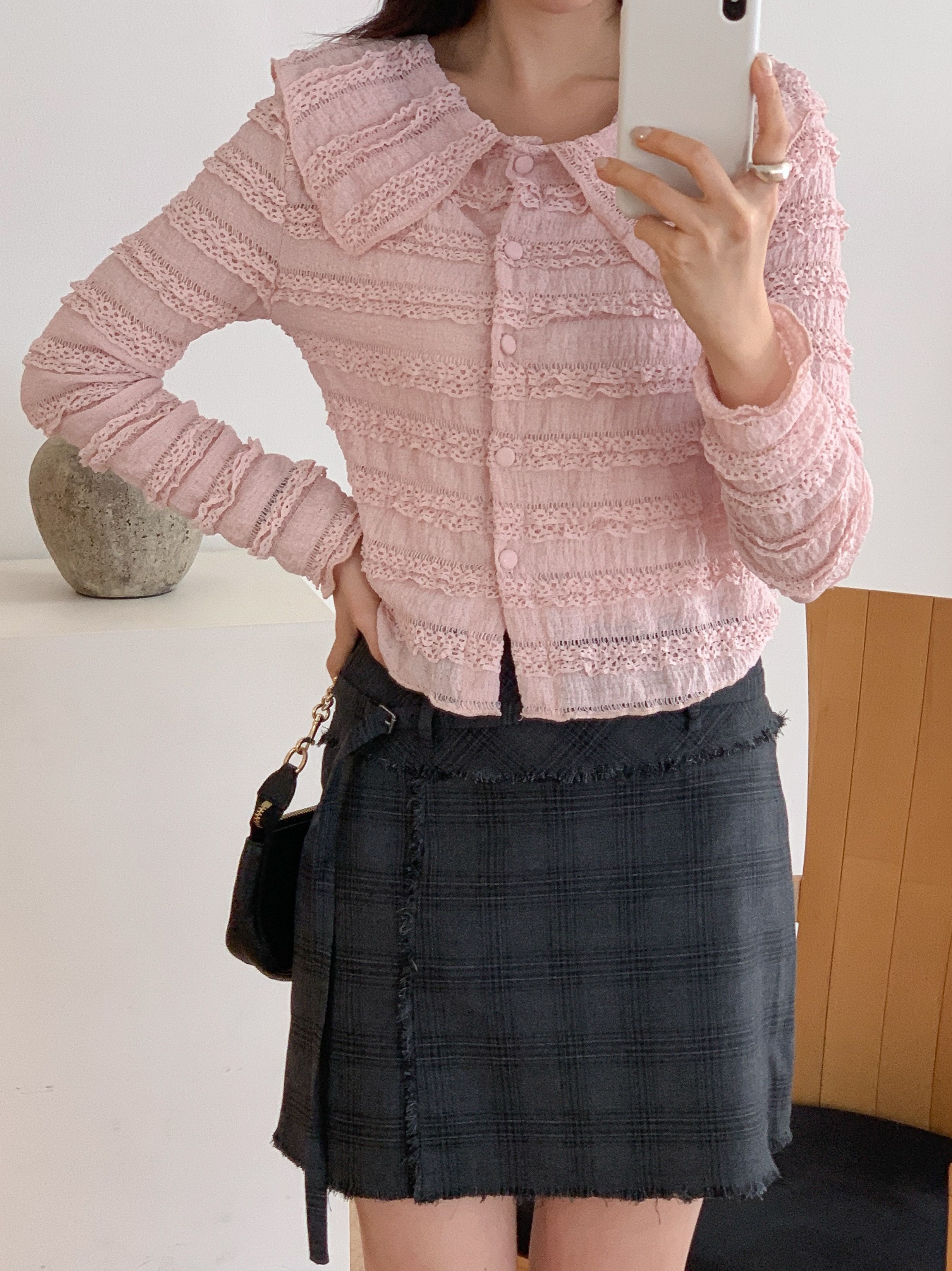 セーラーカラーリンクルティアードクロップドスリム長袖くるみボタンレースカーディガン | 詳細画像11