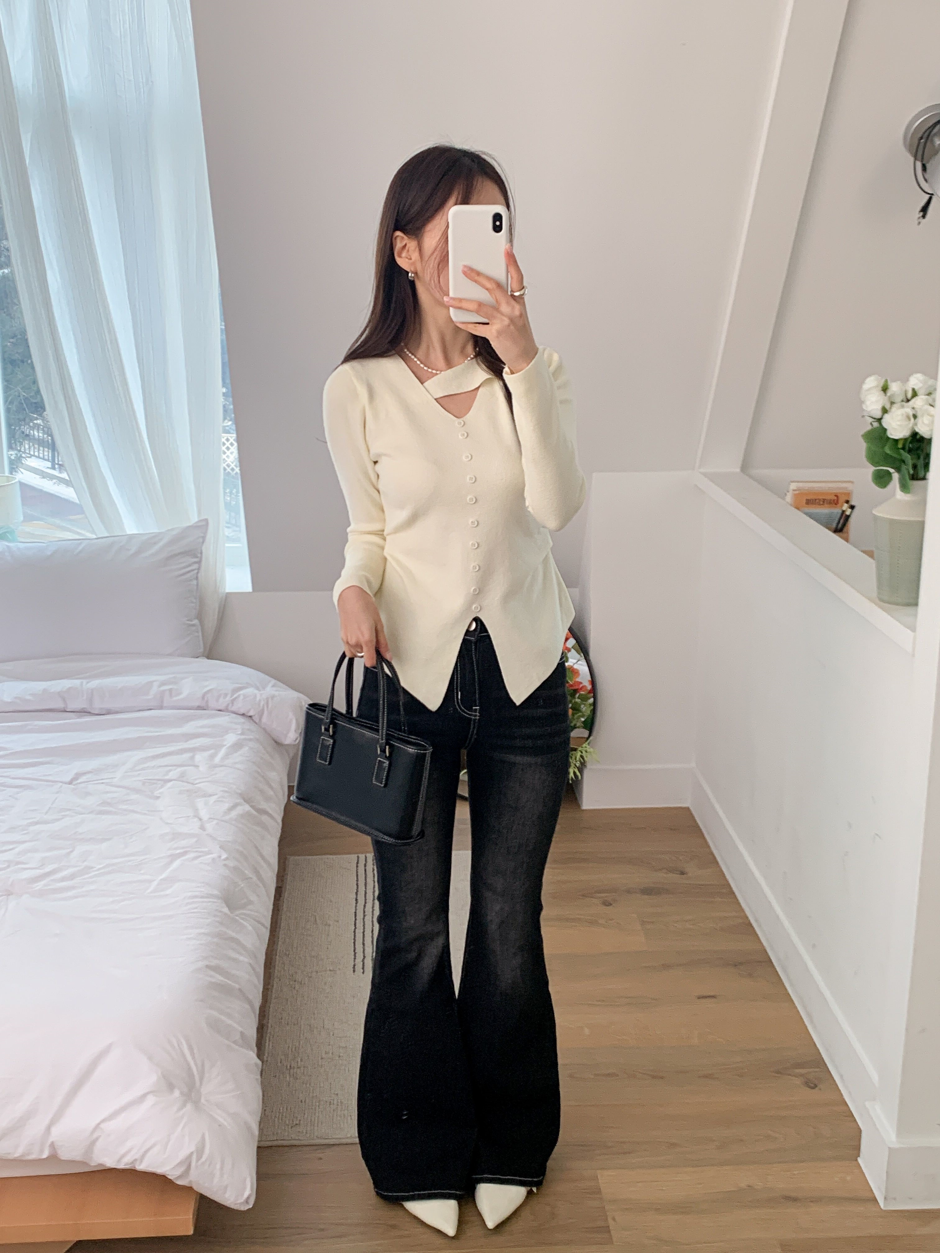 アンバランスネックスリットスリム長袖ギャザーフェイクボタン無地ニット | 詳細画像4