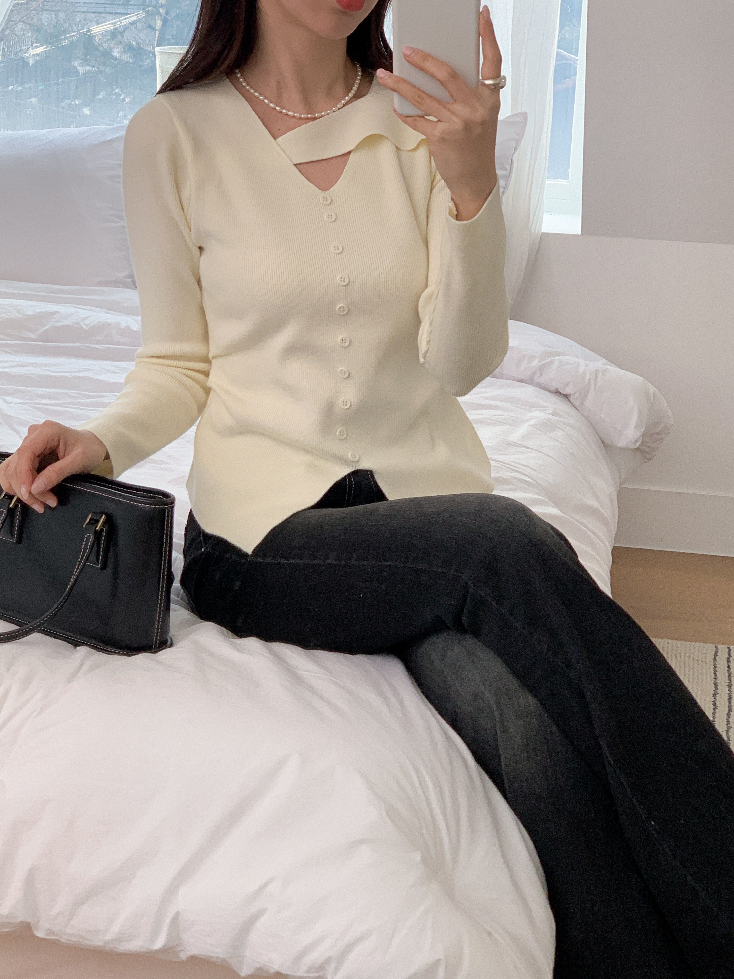 アンバランスネックスリットスリム長袖ギャザーフェイクボタン無地ニット | 詳細画像12