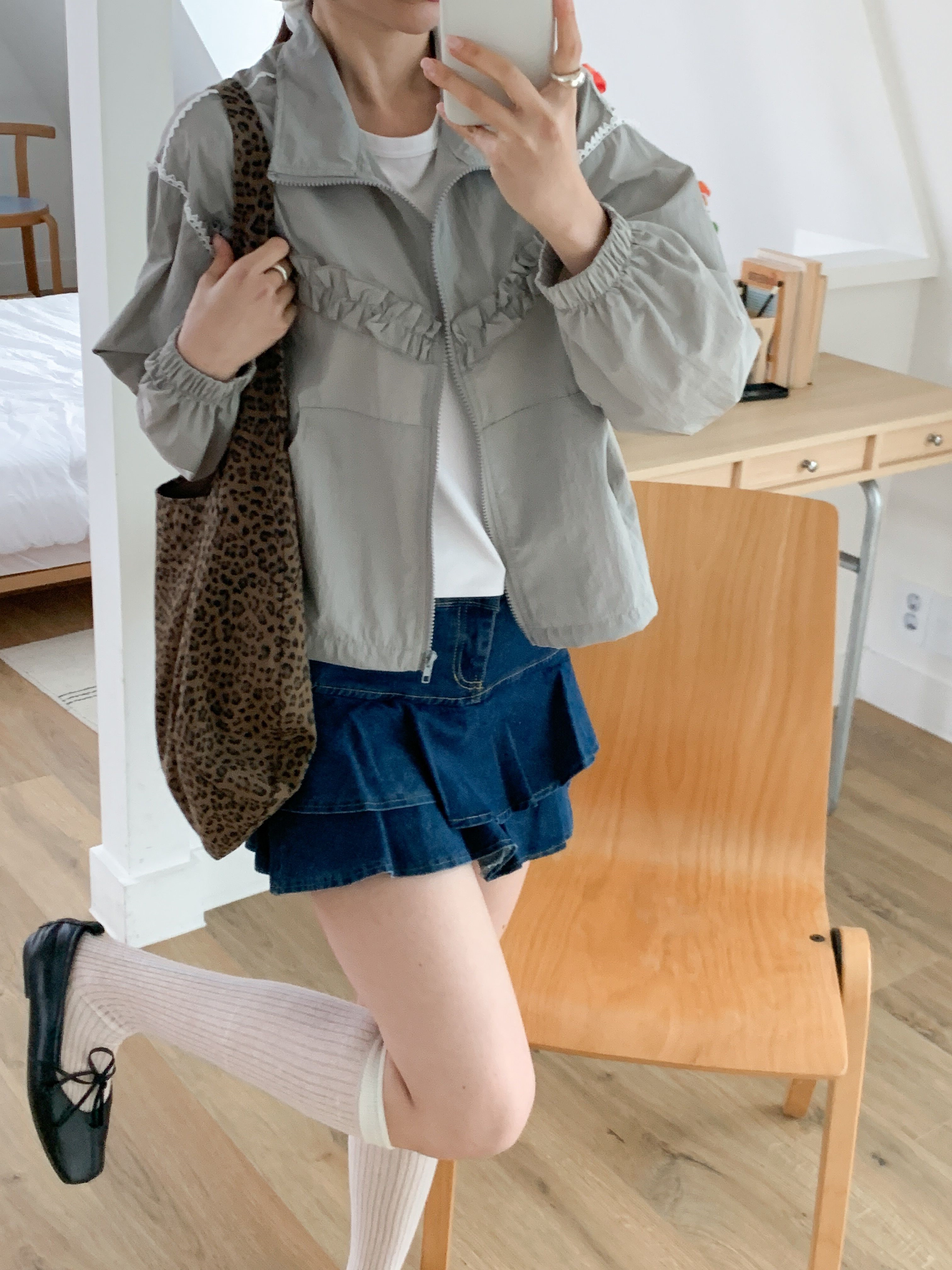 レースナイロンジップアップハイネックフリルゴムラインドローコードカンガルーポケットジャンパー | 詳細画像11