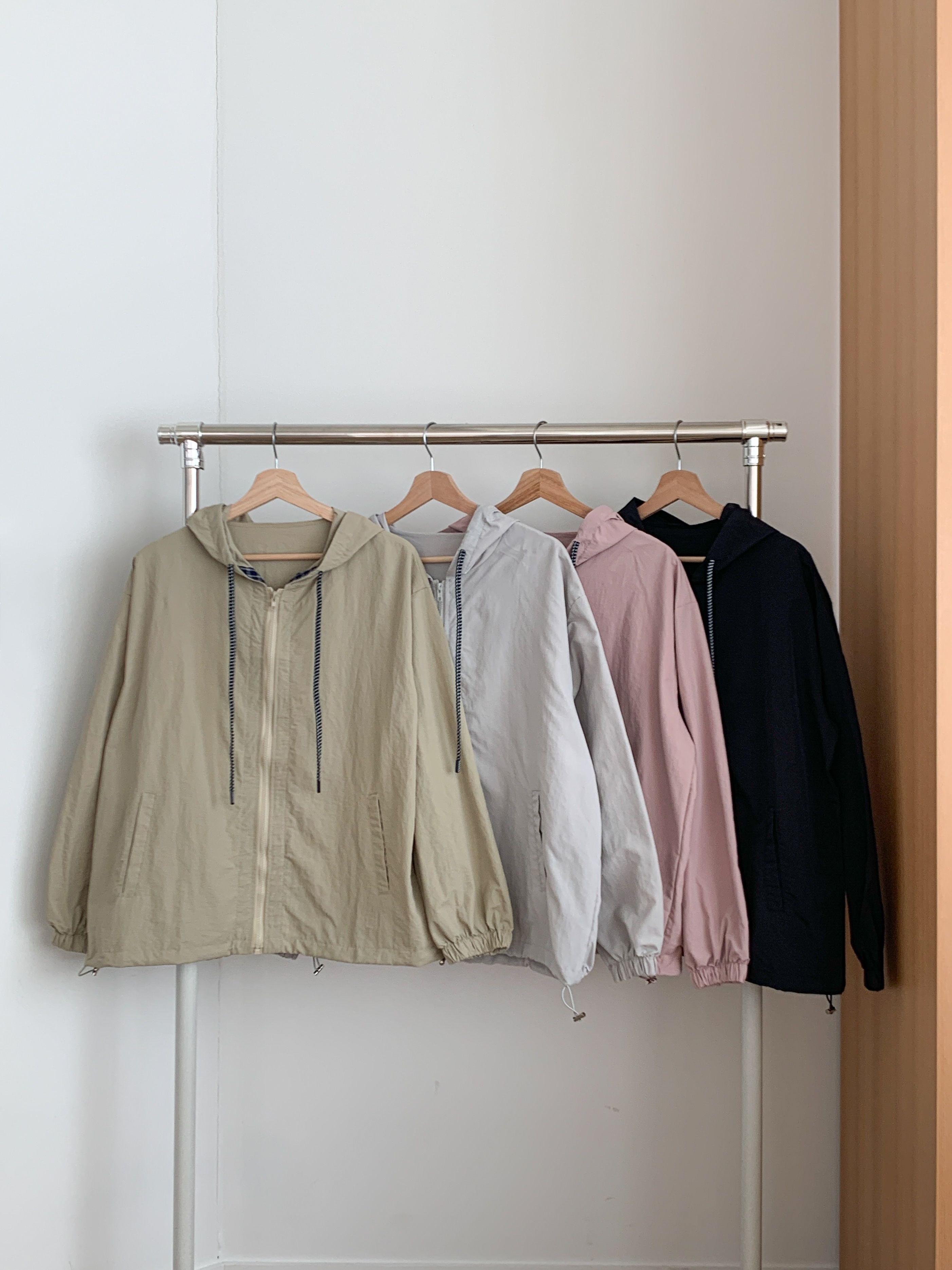 コンビナイロンジップアップフードドローストリングオーバーサイズ長袖カンガルーポケットチェックジャンパー | 詳細画像21